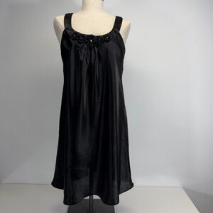 Morgan Taylor Intimates Y2K 90s Scoop Neck Sleeveless Black Satin Slip Dress M